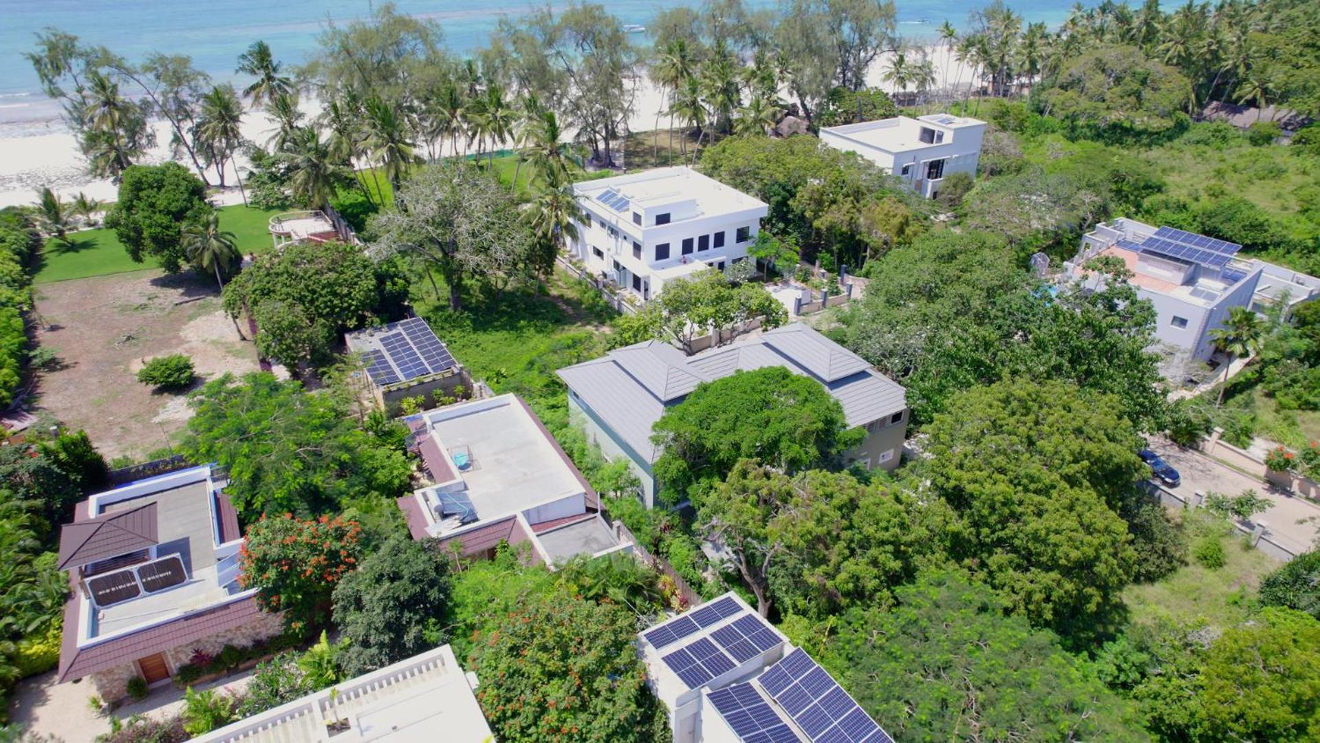 The Pool House & The Colobus House, Bella Seaview, Diani Beach, Kenya Екстер'єр фото
