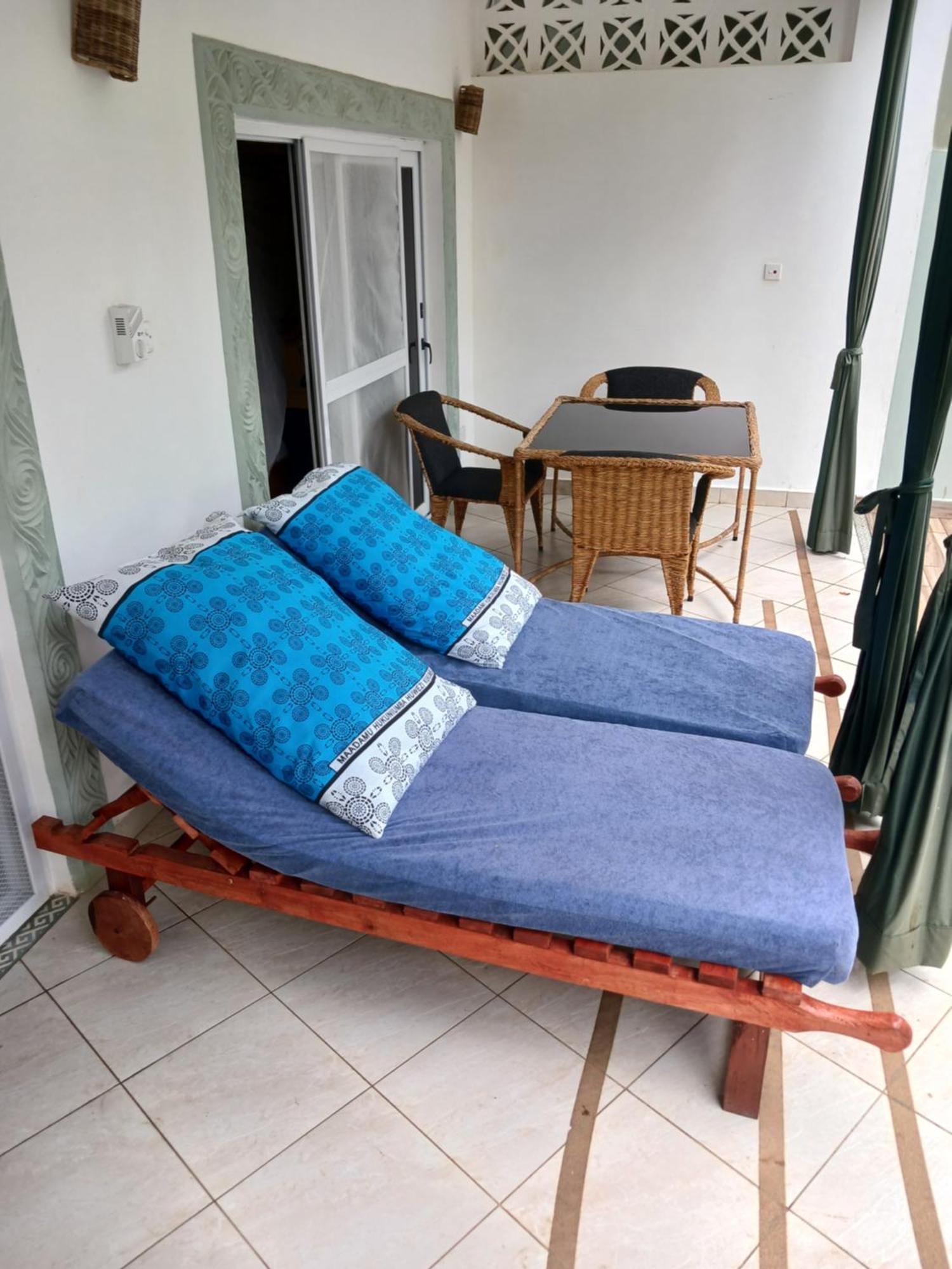 The Pool House & The Colobus House, Bella Seaview, Diani Beach, Kenya Екстер'єр фото